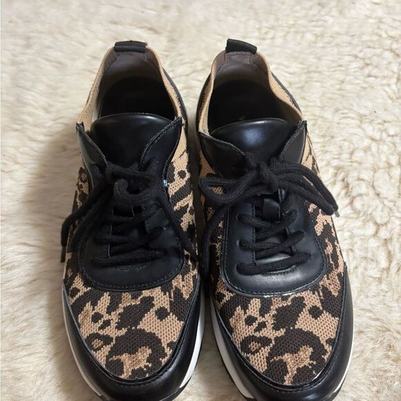 Vince Camuto Black and Tan Leopard Print Sneakers with Chunky Sole - Picture 4 of 8